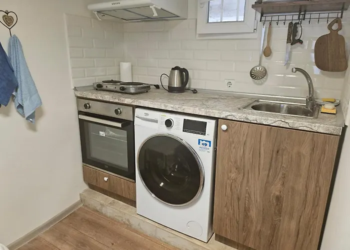 гарсониера в центъра на град 公寓